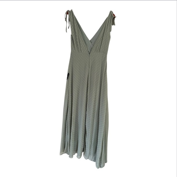 Lulu's Green Ruched V-Neck Maxi Gown - Picture 3 of 11